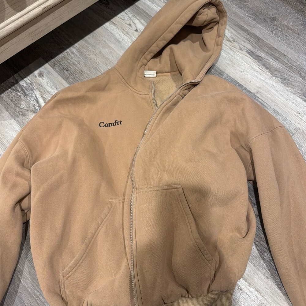 Comfrt Unisex Zip Up Hoodie